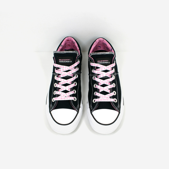 Converse X Hello Kitty Madison Low Top Sneaker NEW - Picture 2 of 8